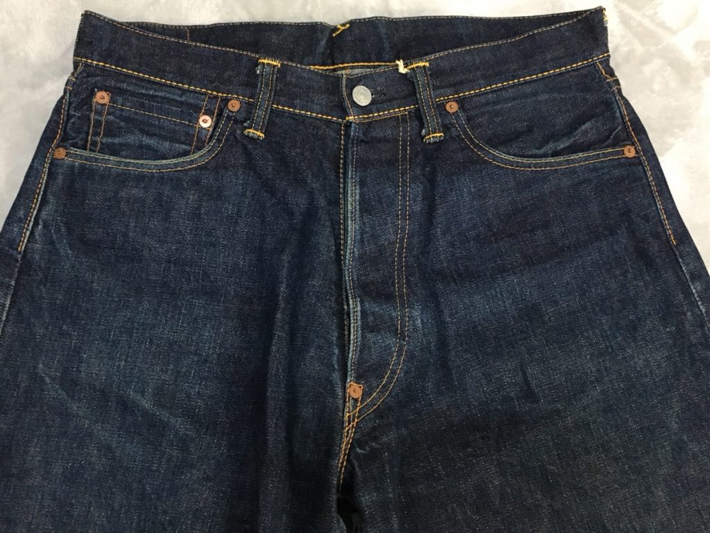 EVISU(エヴィス)ジーンズの穿き込んだ色落ちを紹介！ブログでも少ない 